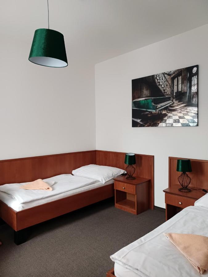 Penzion Pod Klastorom Pezinok Exterior foto