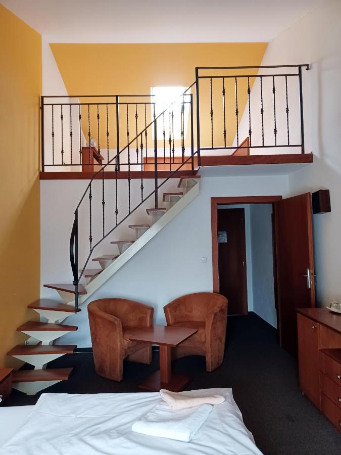 Penzion Pod Klastorom Pezinok Exterior foto